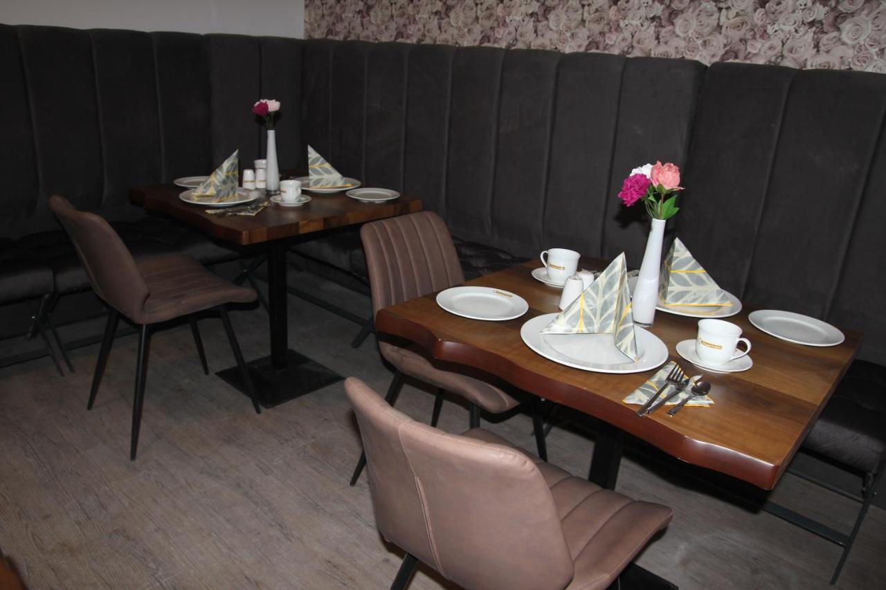 Kispet Deluxe Hotels&Suites Oberhausen  Luaran gambar